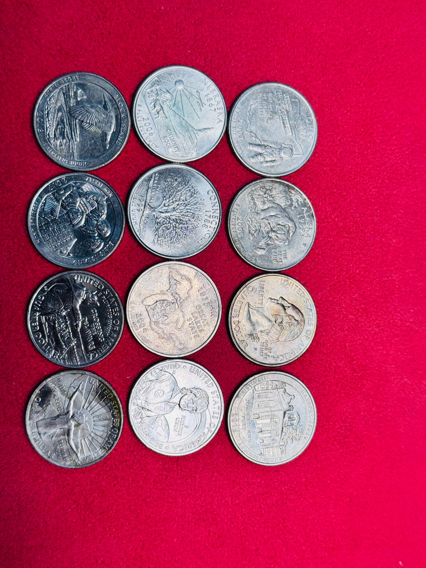 #11/8 U.S. Coin & Note Showcase — 17 Capsule Coins + Five $2 (1976) + 12 Commemorative Quarters + Bonus Packs & Mystery Pouch