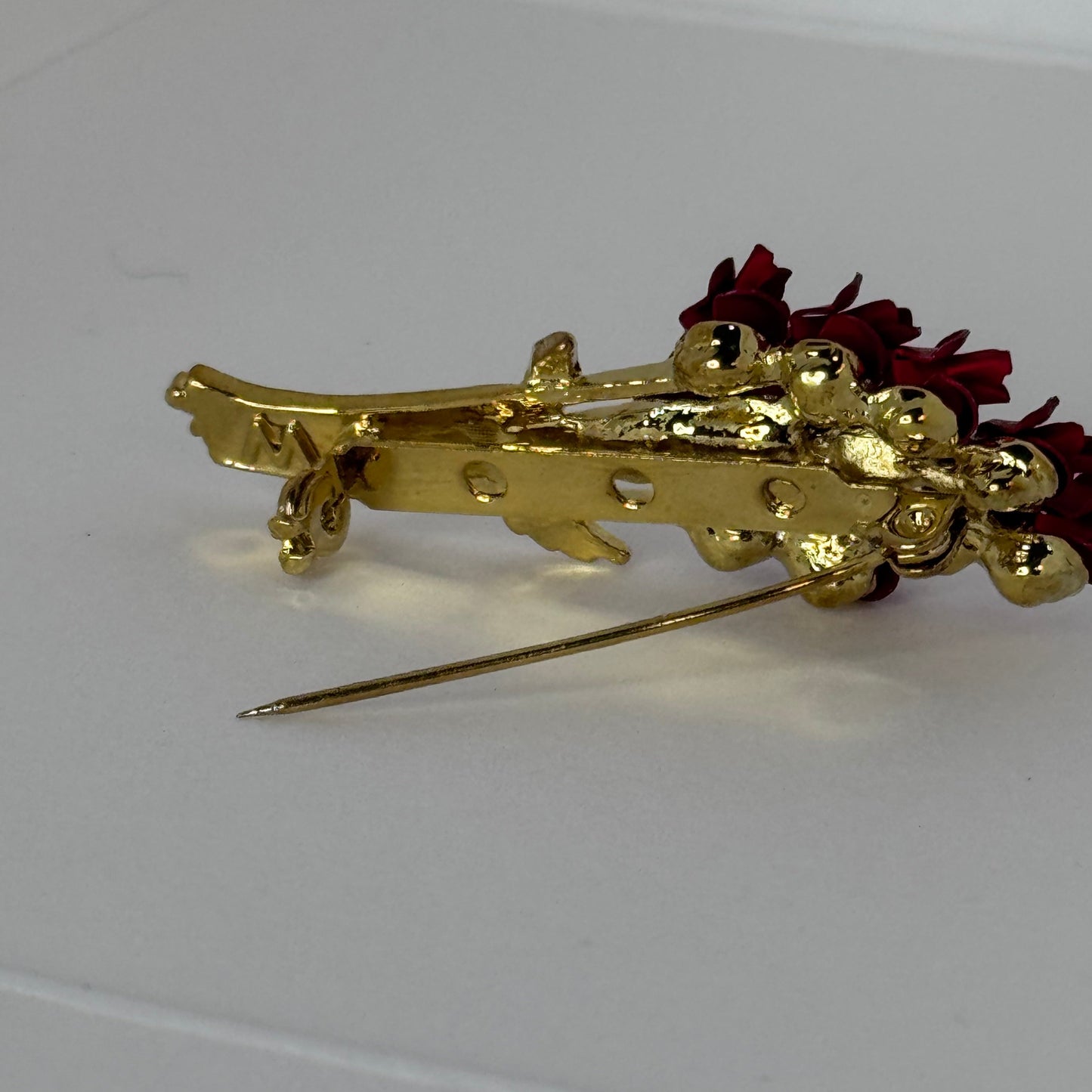 Vintage-Style Burgundy Rose Bouquet Brooch, Gold Tone 6/1