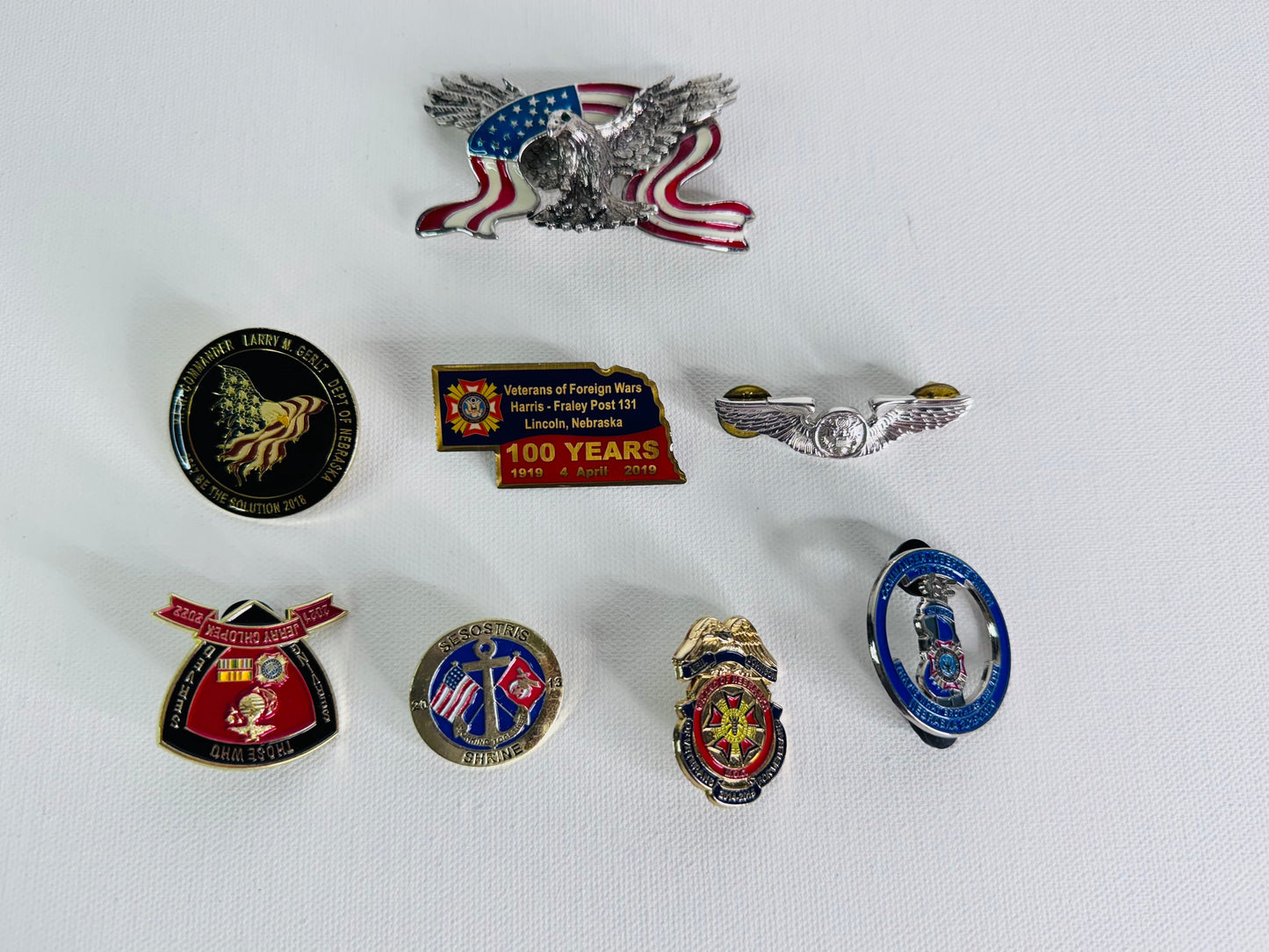 #32  Patriotic Bald Eagle & American Flag Brooch – Silver Tone Enamel Pin (32g)