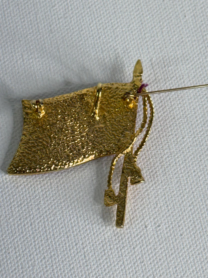 #31  Rhinestone American Flag Brooch – Gold Tone Patriotic Pin (18g) + Bonus Pins