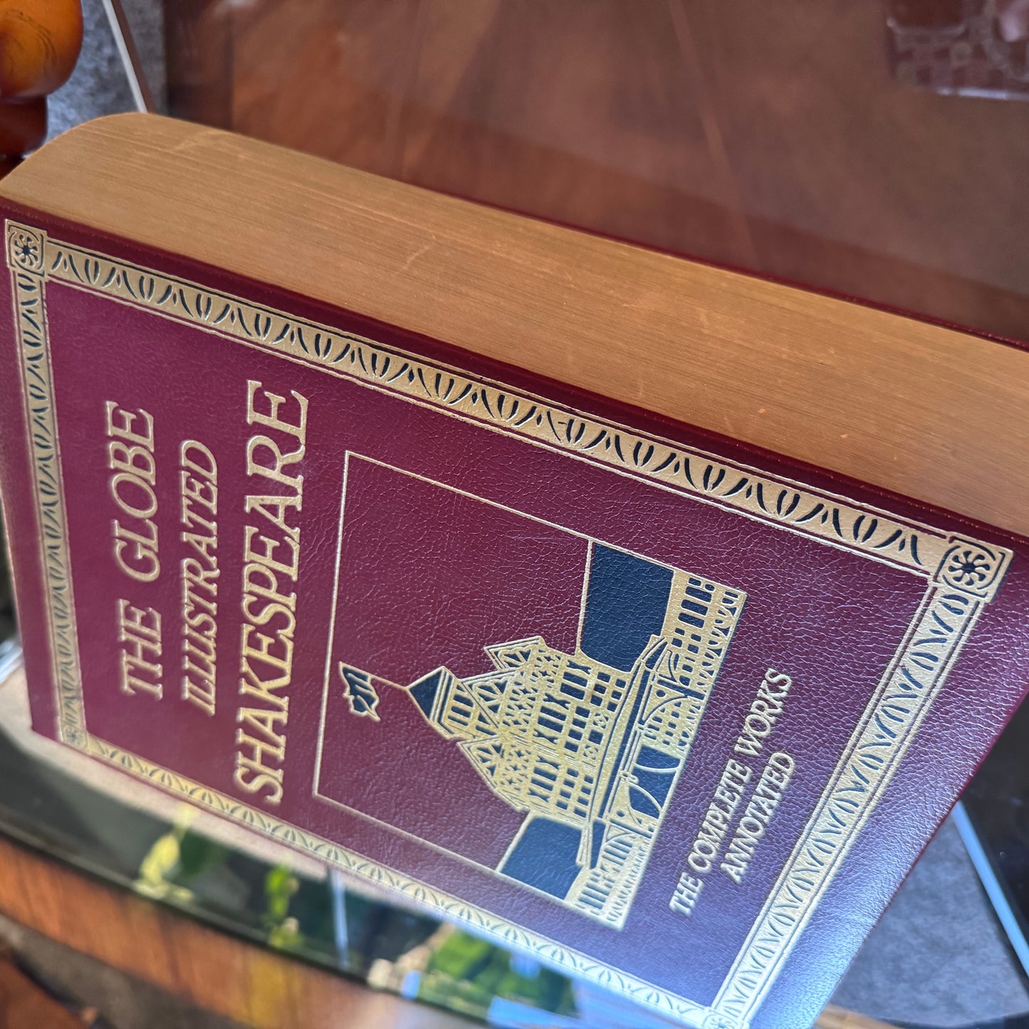 Vintage 1983 Globe Illustrated Shakespeare Complete Works Annotated Hardcover