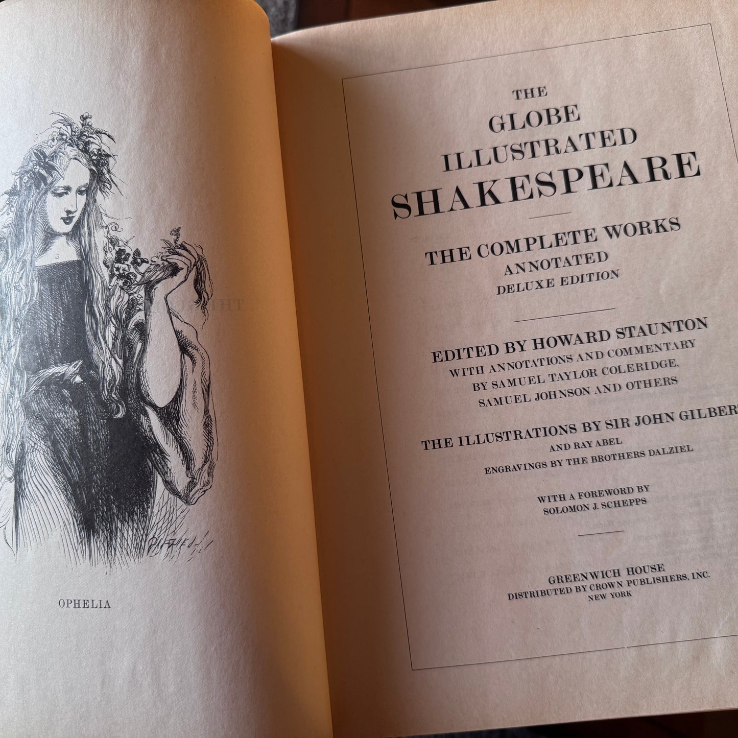 Vintage 1983 Globe Illustrated Shakespeare Complete Works Annotated Hardcover