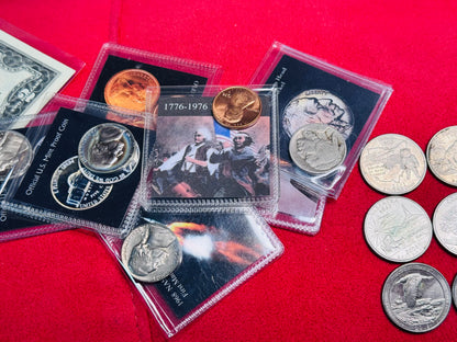 #11/8  U.S. Coin & Note Showcase — 17 Capsule Coins + Five $2 (1976) + 12 Commemorative Quarters + Bonus Packs & Mystery Pouch