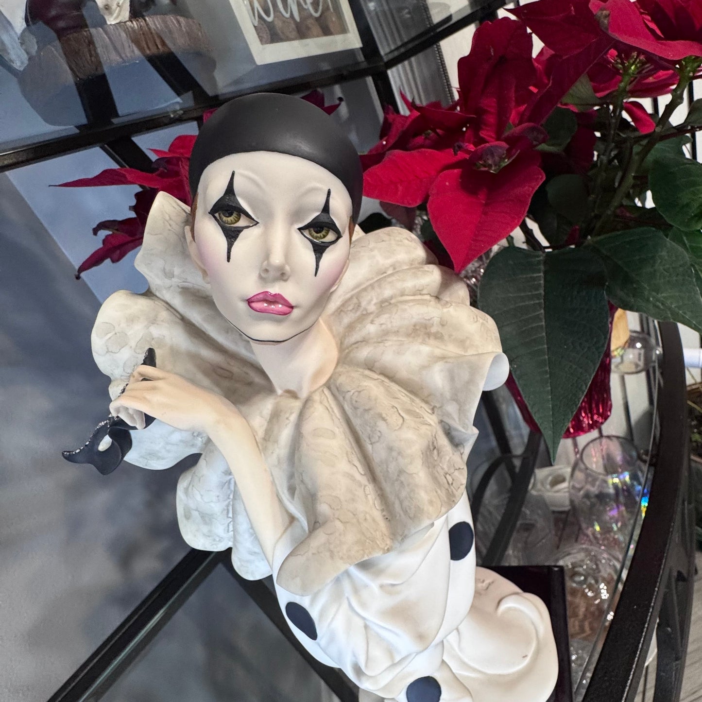 Giuseppe Armani (G. Armani) Porcelain Pierrot Figurine on Wood Base – Signed    26/1