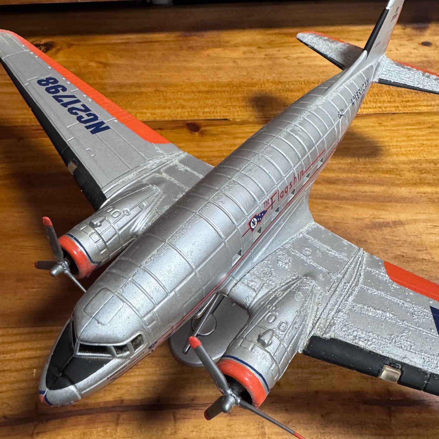 American Airlines Douglas DC-3 Die-Cast Metal Airplane Replica  4/30