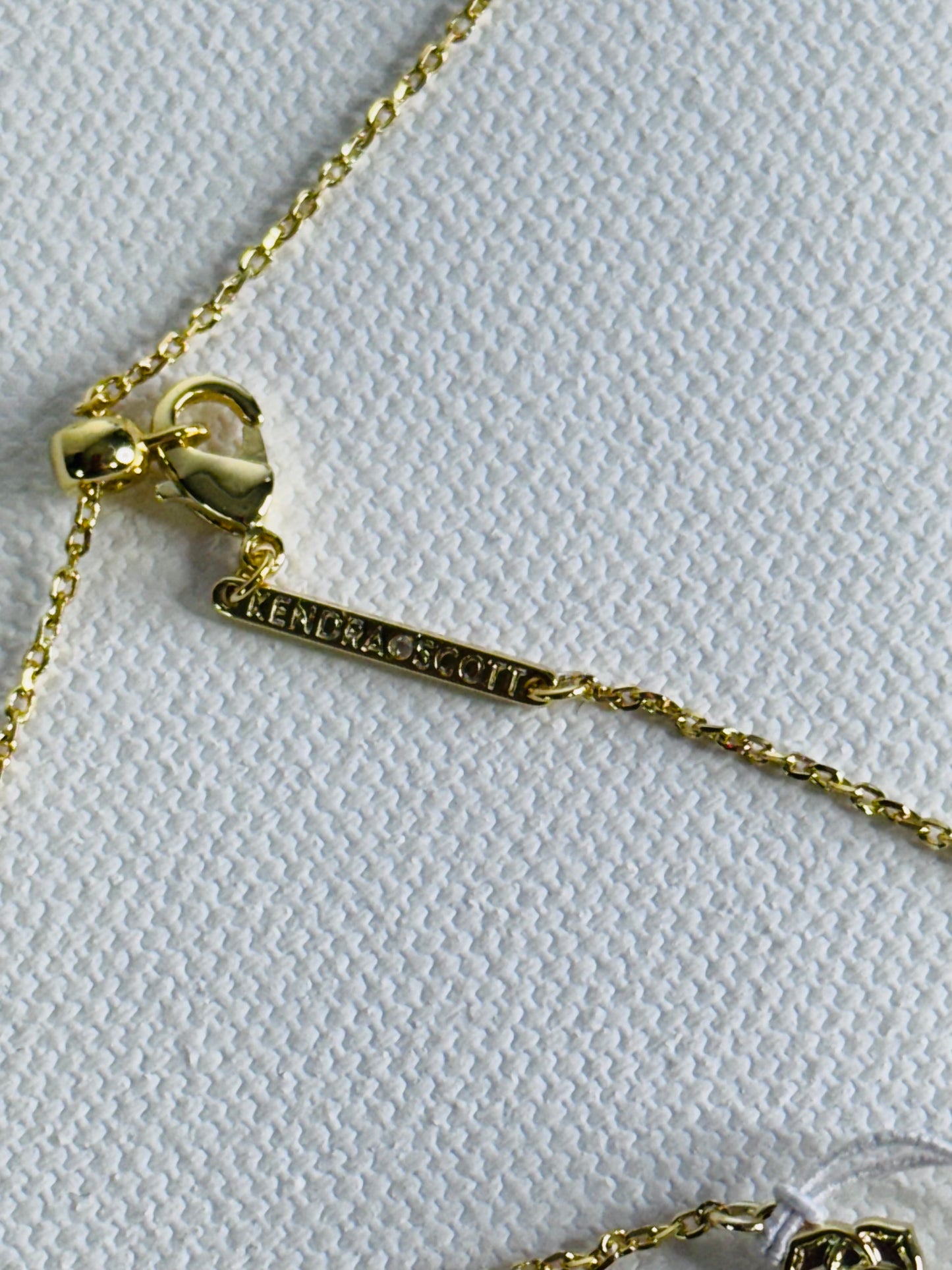 #34  Kendra Scott Ari Pavé Crystal Heart Necklace in White Crystal – Gold Tone, New in Box