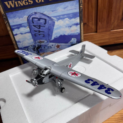 1927 Texaco Ford Tri-Motor Plane Model   4/18