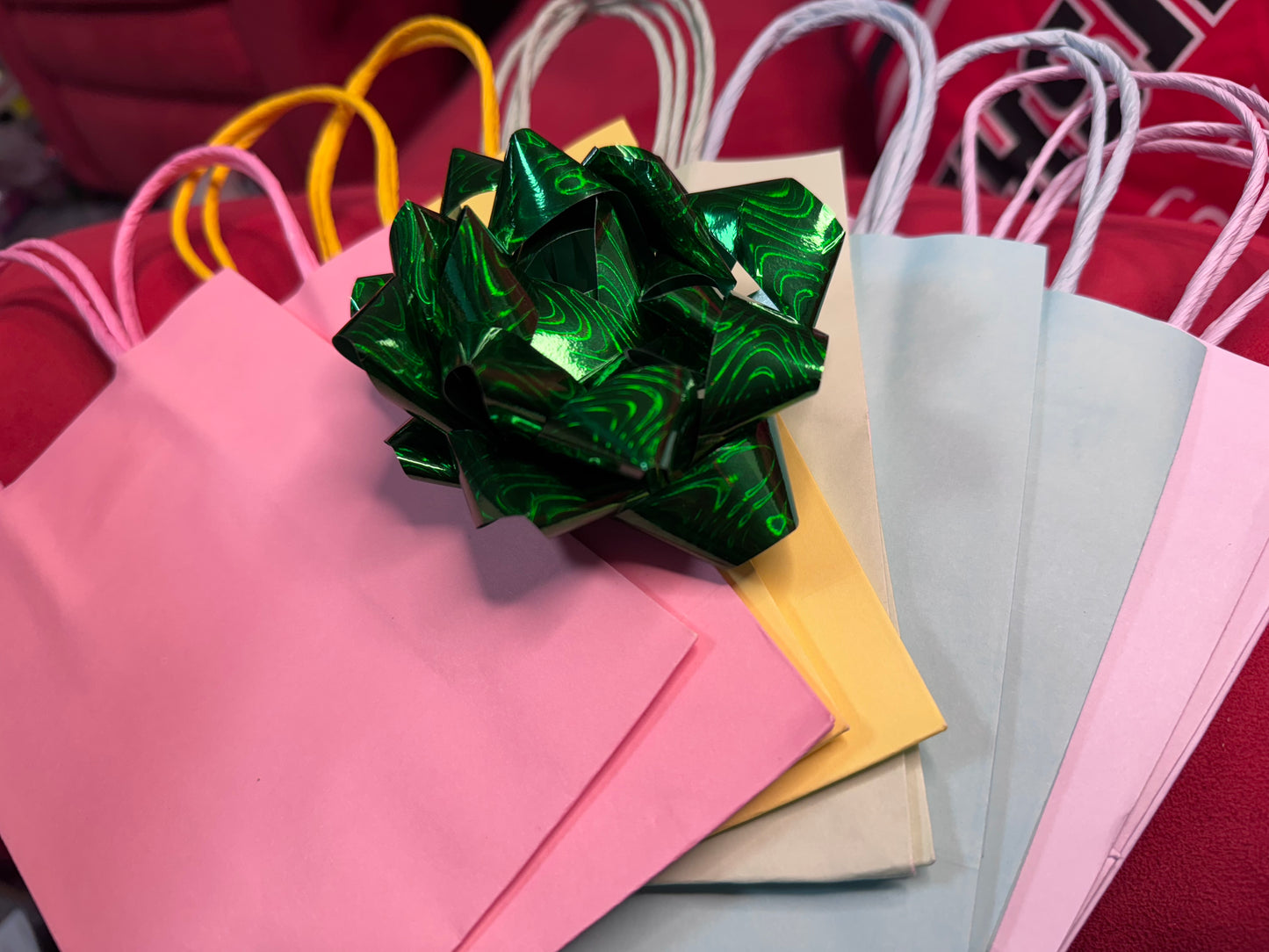 #11/8  U.S. Coin & Note Showcase — 17 Capsule Coins + Five $2 (1976) + 12 Commemorative Quarters + Bonus Packs & Mystery Pouch