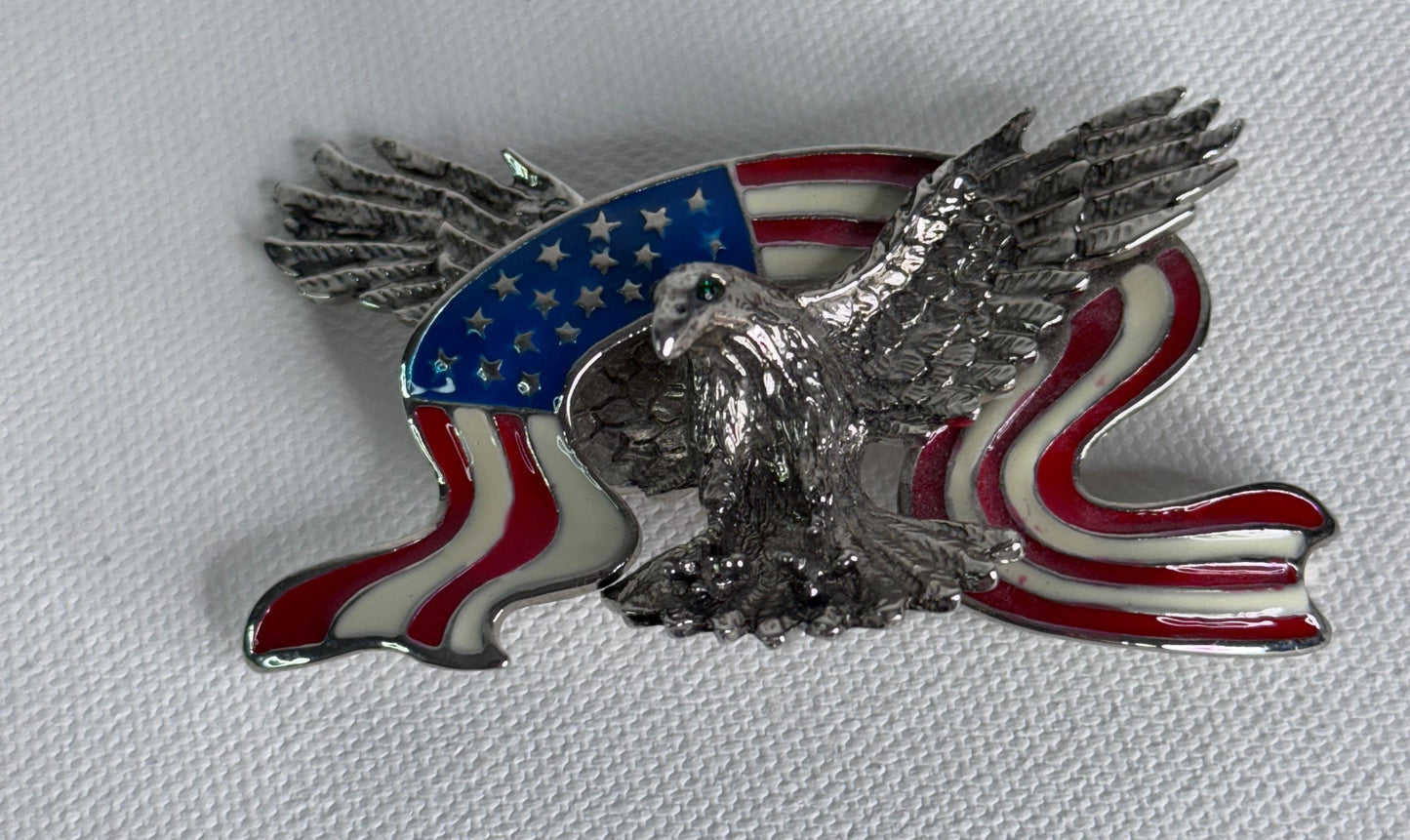 #32  Patriotic Bald Eagle & American Flag Brooch – Silver Tone Enamel Pin (32g)