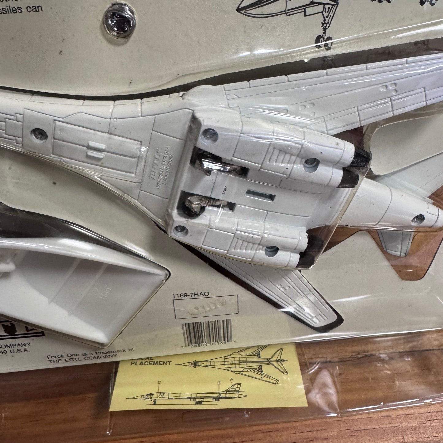 Force One B-1 Bomber Model ERTL 4/41