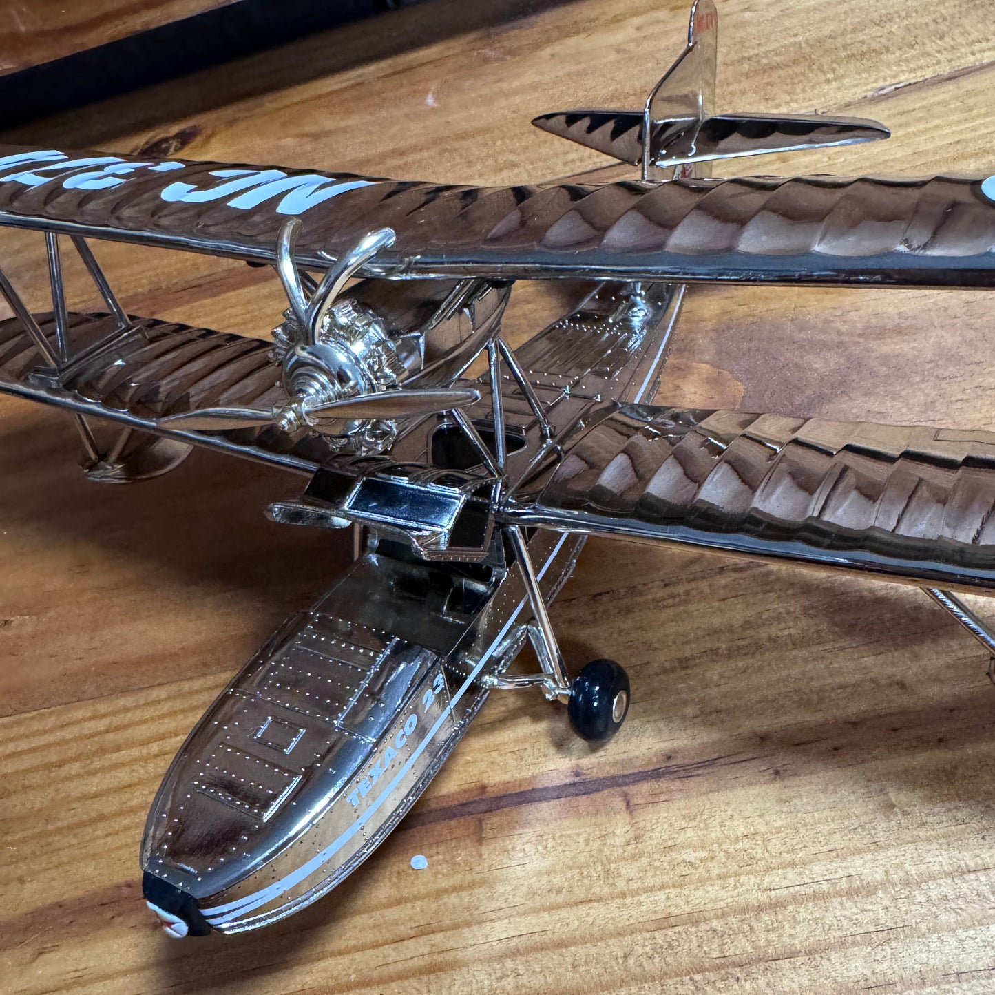 Texaco Wings “The Duck” Plane Bank   4/34