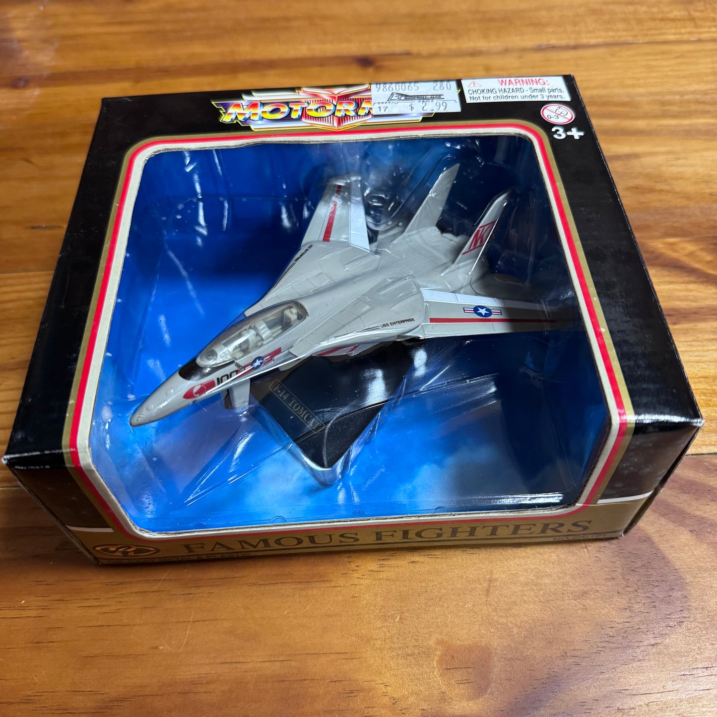 F-14 Tomcat Famous Fighters Die Cast Model Airplane  4/6