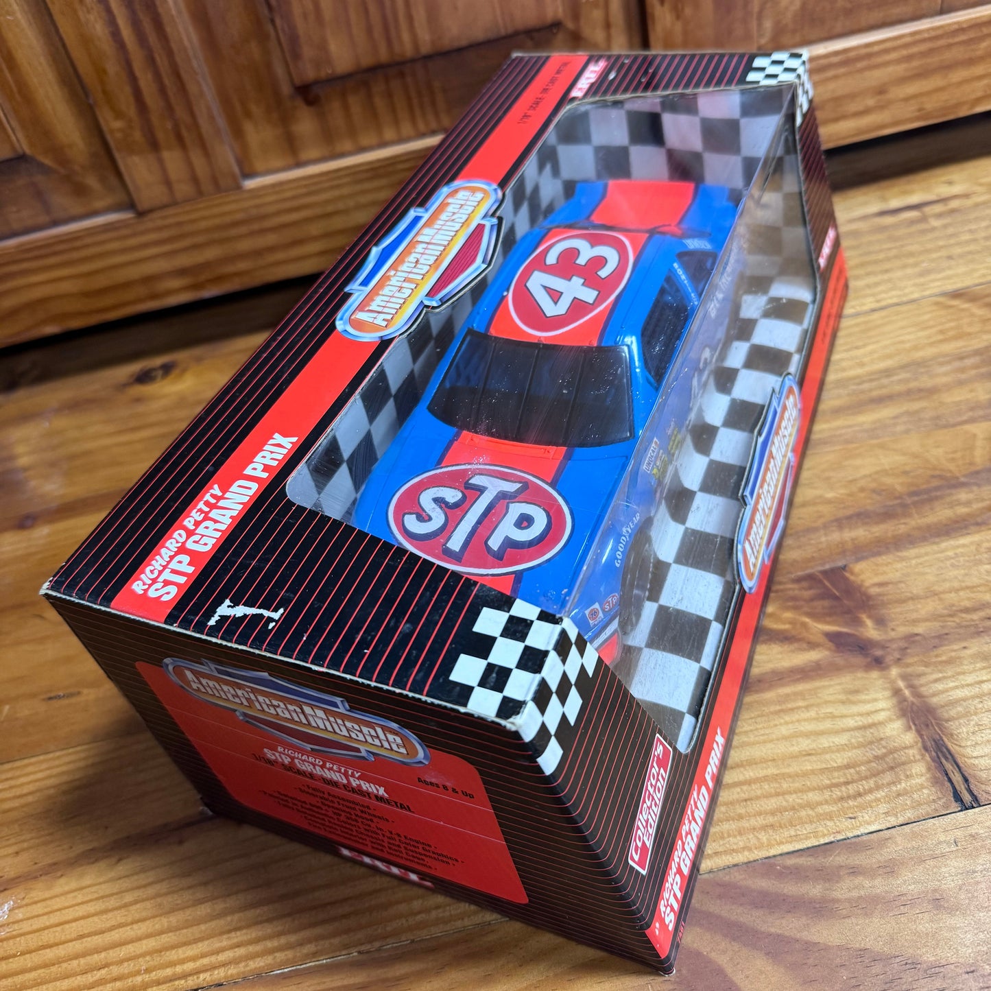 Richard Petty STP #43 Grand Prix 4/15