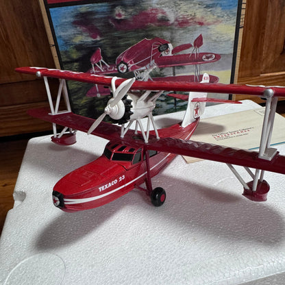 Wings of Texaco “The Duck” 1936 Keystone-Loening Commuter airplane model  4/9