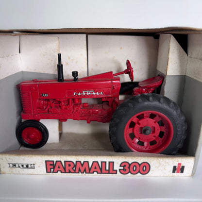 #21  Ertl Farmall 300 Tractor – 1/16 Scale Die-Cast Narrow Front with Box